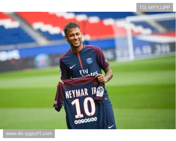 “登贝莱续约谈判初期进行，巴黎圣日耳曼希望长期留人”